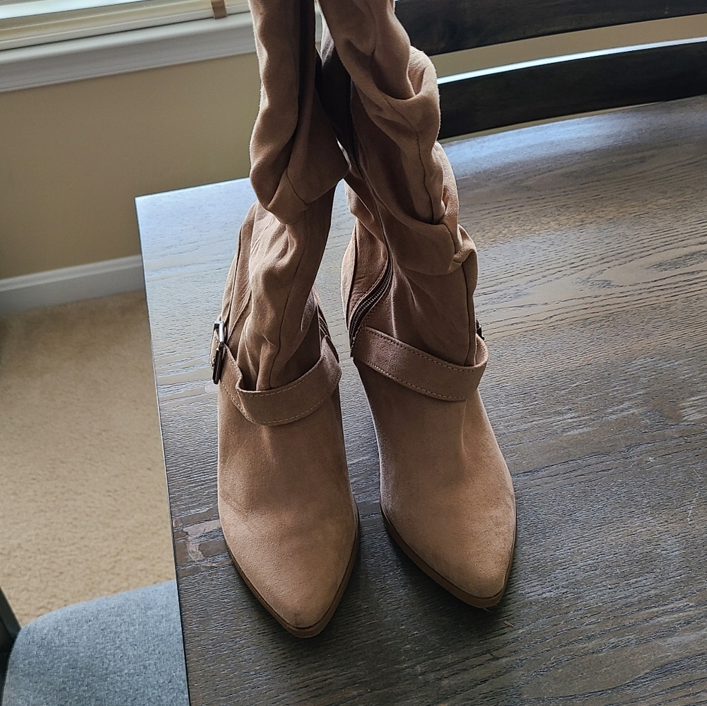Perfect Fall Boots! - image 3